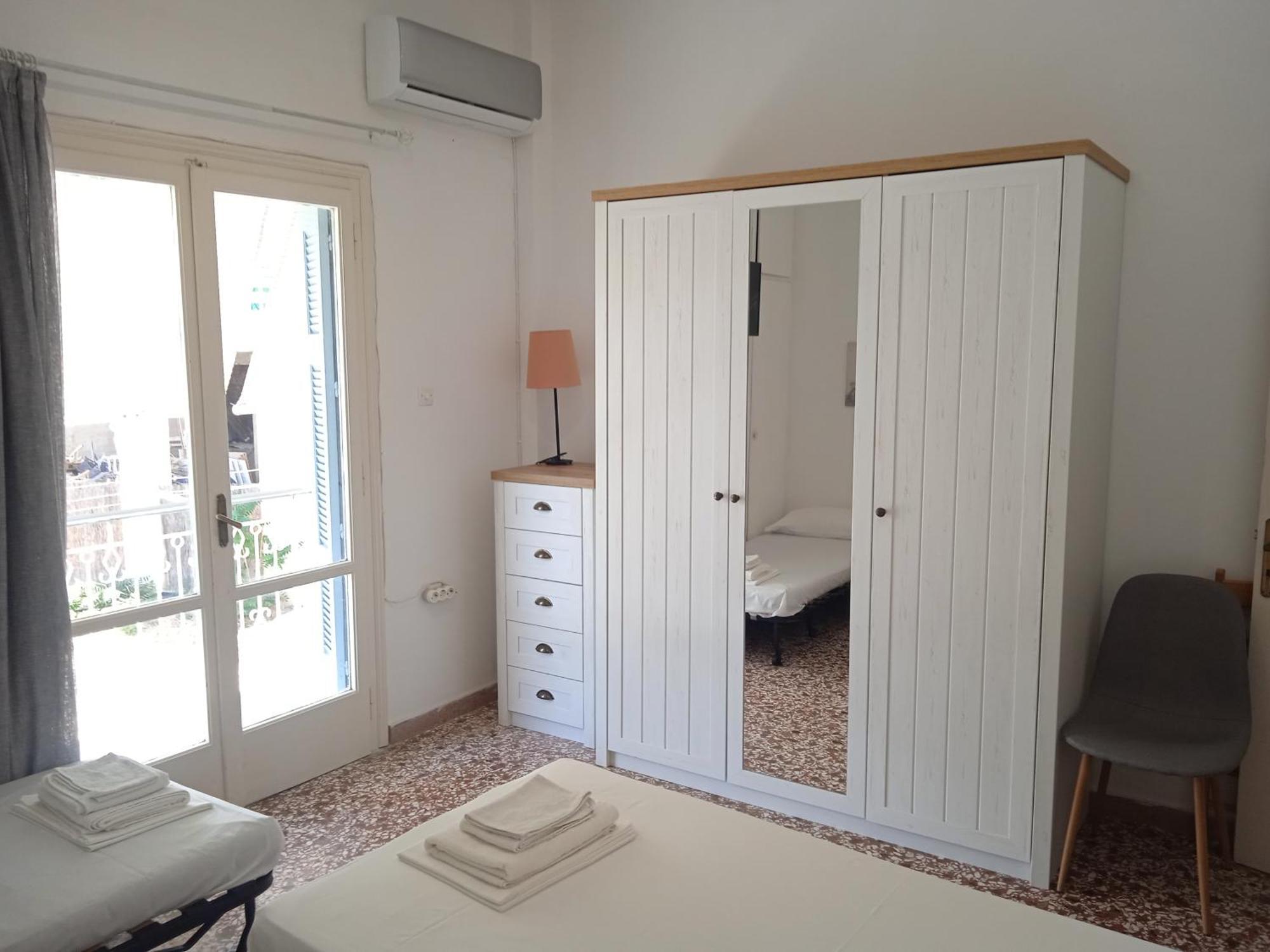 Elina'S Room Poros Town エクステリア 写真
