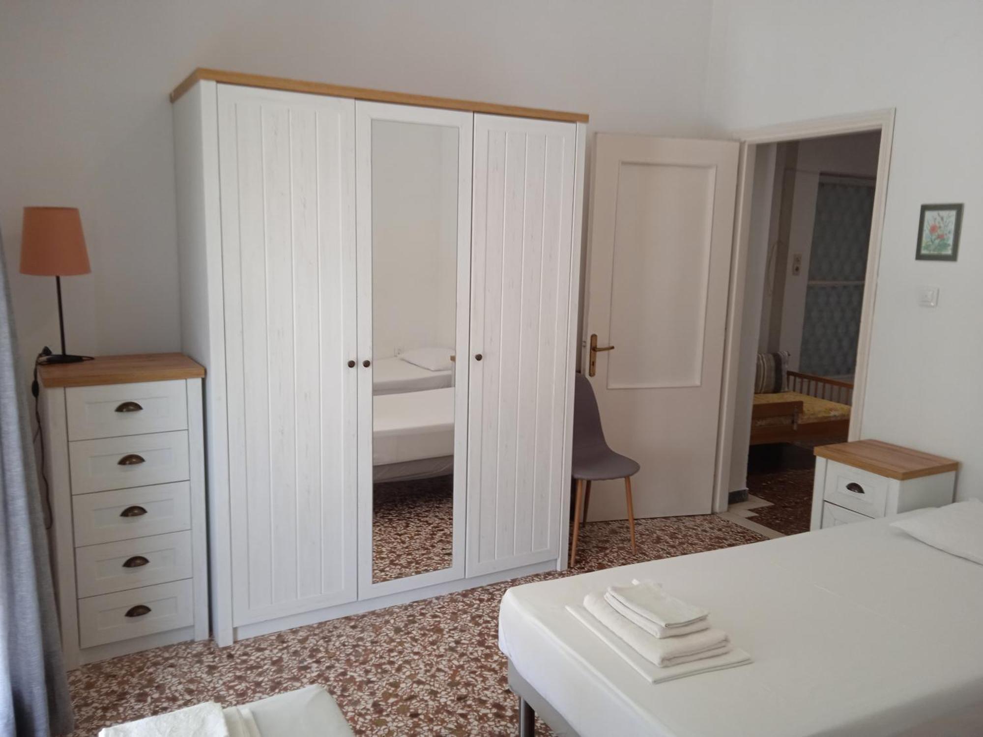 Elina'S Room Poros Town エクステリア 写真
